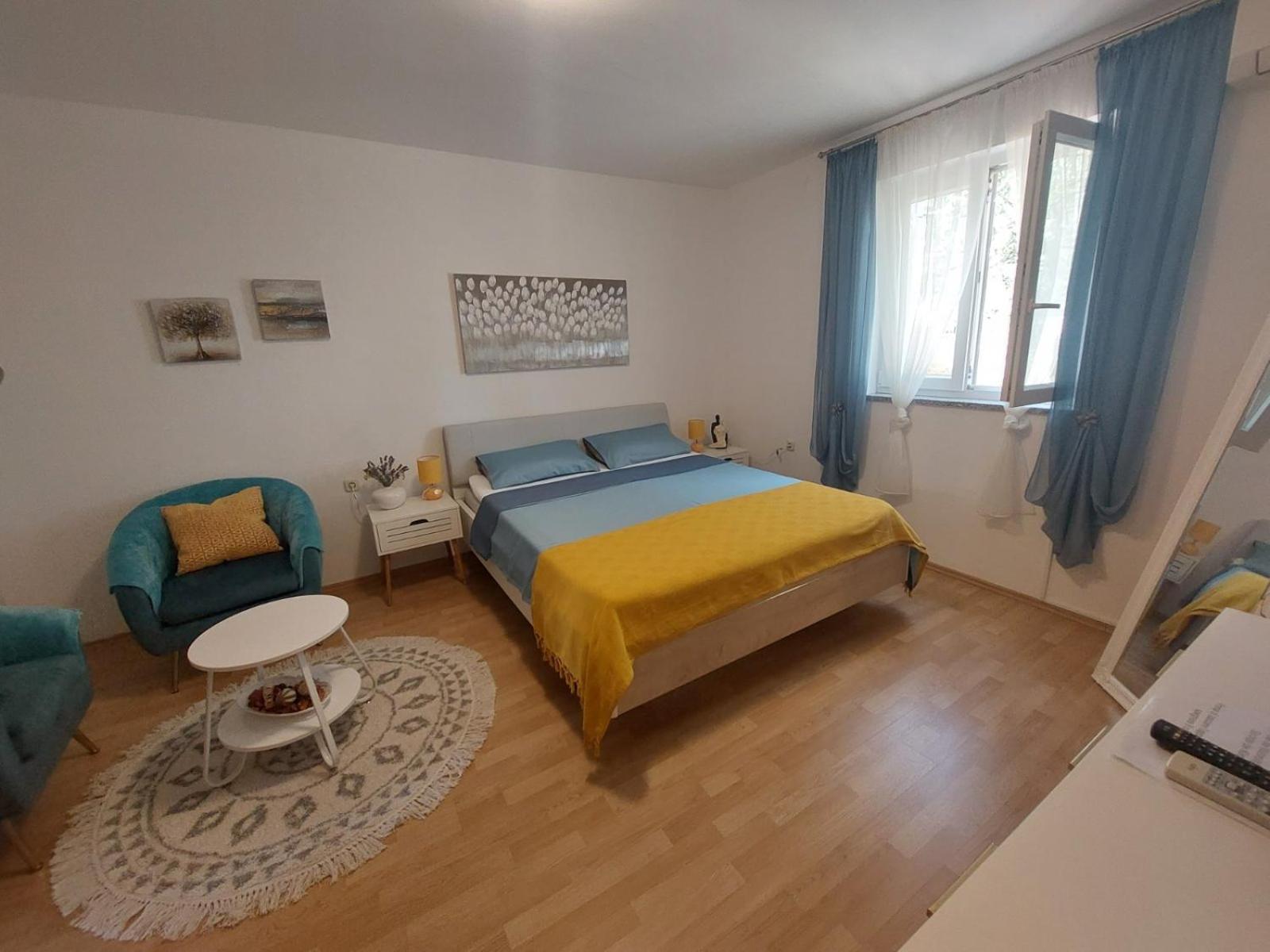 Apartmani Anica Risika Kültér fotó