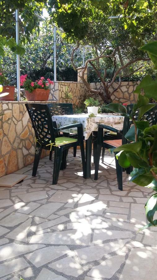 Apartmani Anica Risika Kültér fotó